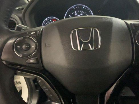 Used 2022 Honda HR-V Sport image 36