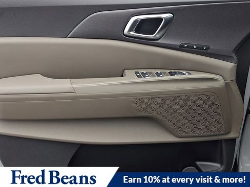 New 2026 Kia Carnival EX image 8