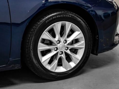 Used 2014 Lexus ES 300h w/ Luxury Package w/Bamboo Trim FWD image 50