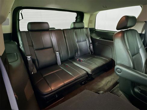 Used 2008 GMC Yukon SLT w/ SLT Preferred Equipment Group image 33