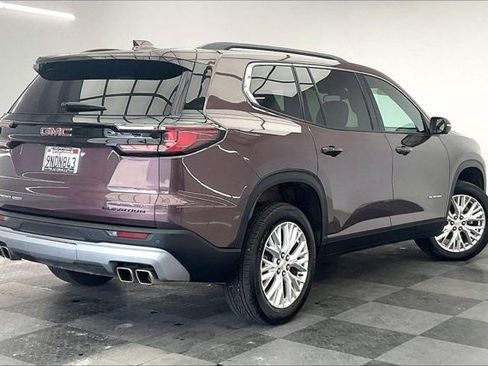 Used 2024 GMC Acadia Elevation w/ Luxury Package AWD/4WD image 13