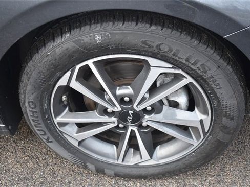 Certified 2023 Kia Forte LXS w/ LXS Technology Package image 11