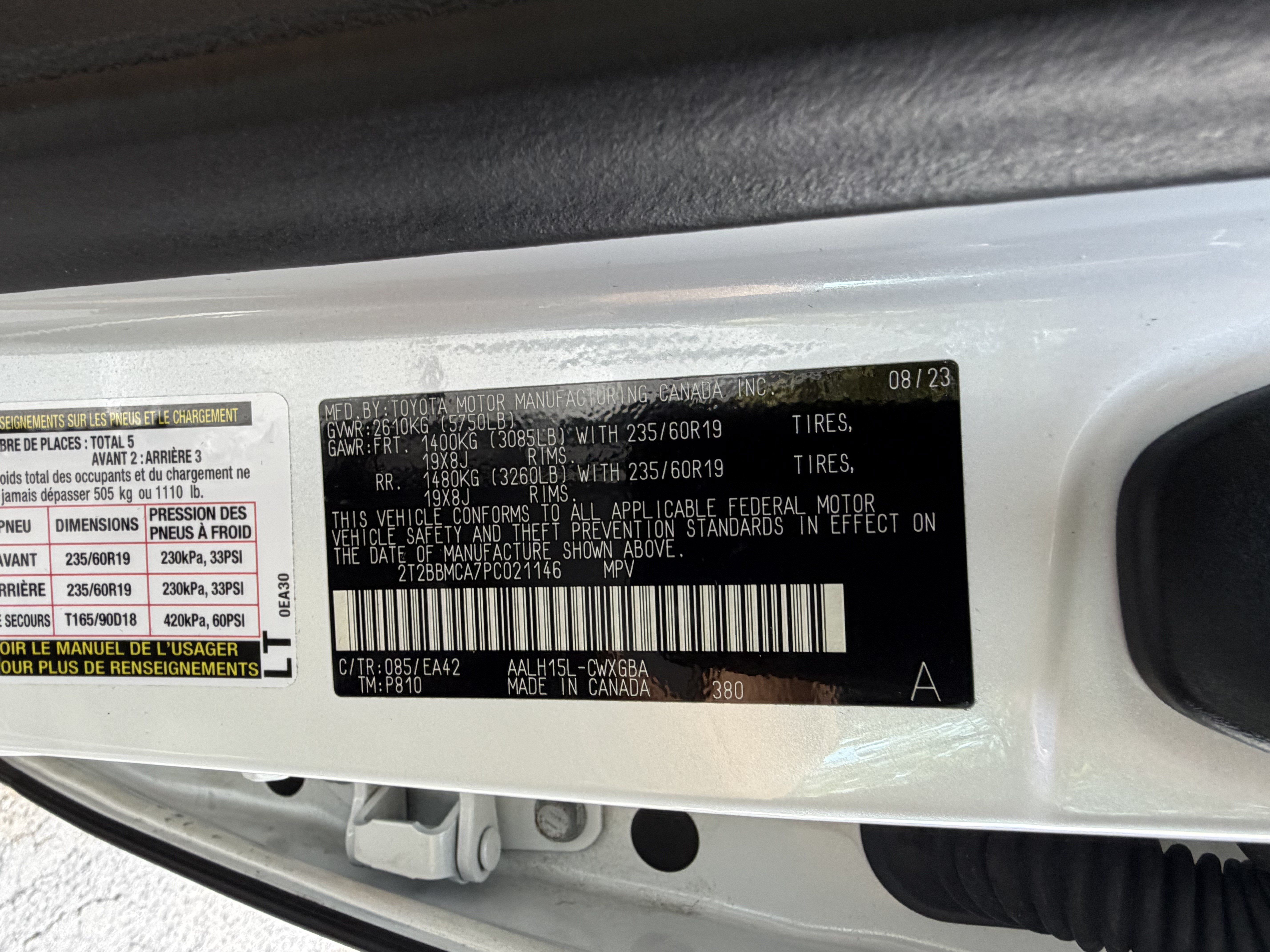 Used 2023 Lexus RX 350h w/ Accessory Package (2T) AWD/4WD image 47
