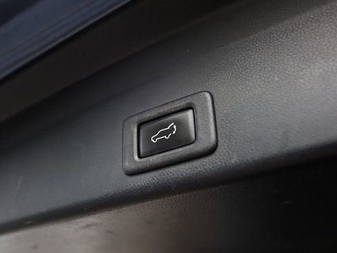 Used 2019 Subaru Ascent Limited image 54