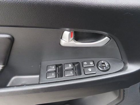 Used 2012 Kia Sportage EX w/ EX Premium Pkg image 27