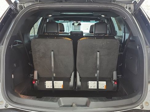 Used 2016 Ford Explorer XLT w/ Equipment Group 202A image 14