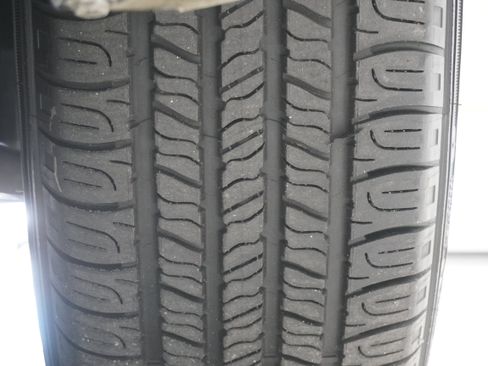 Used 1998 Toyota Sienna XLE image 25