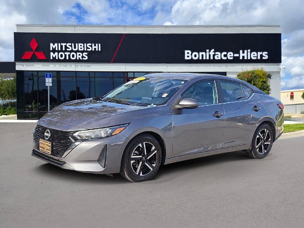 Used 2024 Nissan Sentra SV FWD image 2