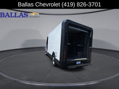 Used 2024 Chevrolet Brightdrop 600 AWD/4WD image 7