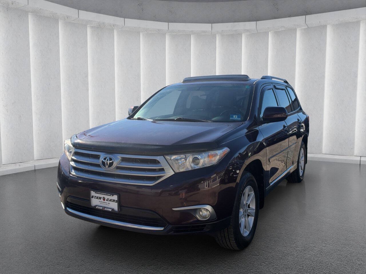 Used 2012 Toyota Highlander SE w/ Tow Pkg AWD/4WD image 1