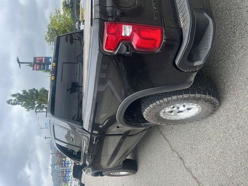 Used 2024 Chevrolet Silverado 1500 ZR2 w/ Technology Package AWD/4WD image 7