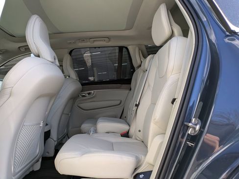 New 2026 Volvo XC90 B6 Ultra w/ Protection Package image 4