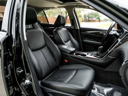 Used 2018 INFINITI Q50 Luxe w/ Essential Package (3.0T Luxe) image 35