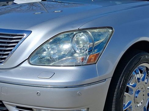 Used 2004 Lexus LS 430 image 11