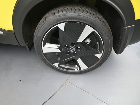 Used 2026 Nissan Kicks SR image 19