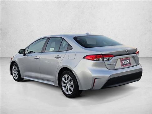 Used 2023 Toyota Corolla LE image 8