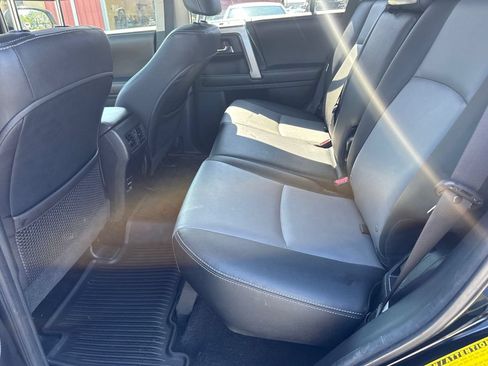 Used 2016 Toyota 4Runner SR5 Premium AWD/4WD image 18