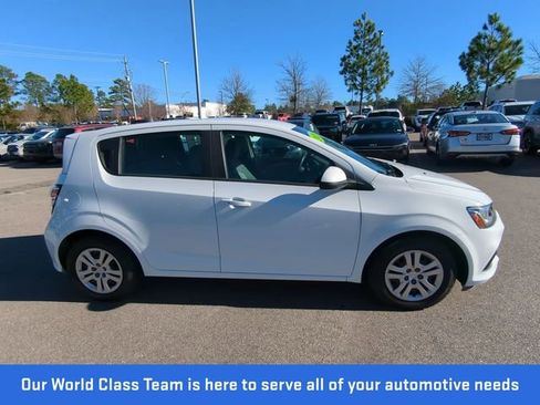 Used 2020 Chevrolet Sonic LT image 3