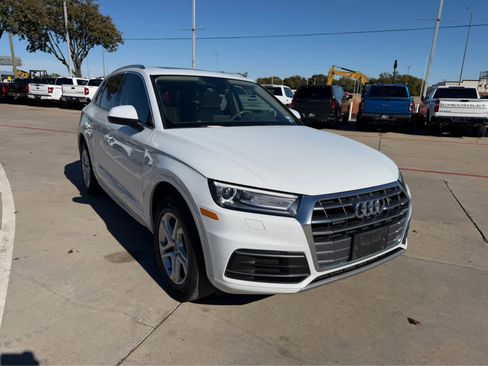 Used 2019 Audi Q5 2.0T Premium image 4