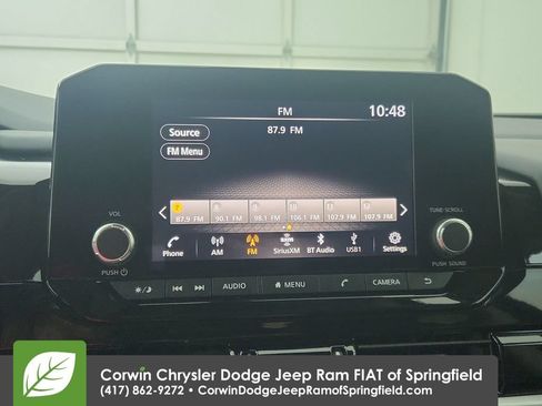 Used 2025 Nissan Pathfinder SV FWD image 23