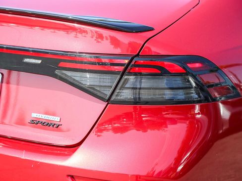 Used 2023 Honda Accord Sport image 11