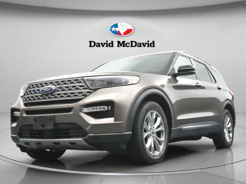 Used 2021 Ford Explorer Limited w/ Equipment Group 301A image 30