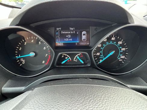 Used 2015 Ford Escape SE w/ Leather Comfort Package AWD/4WD image 21
