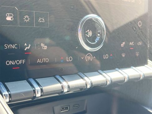 New 2026 GMC Terrain Elevation w/ Elevation Premium Package image 23