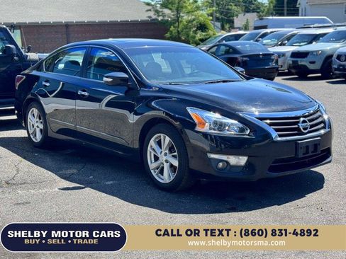 Used 2015 Nissan Altima 2.5 SV w/ Convenience Package FWD image 3