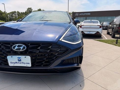 Used 2020 Hyundai Sonata Limited w/ Cargo Package FWD image 9