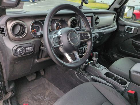 Used 2020 Jeep Gladiator Sport w/ Quick Order Package 24S AWD/4WD image 10