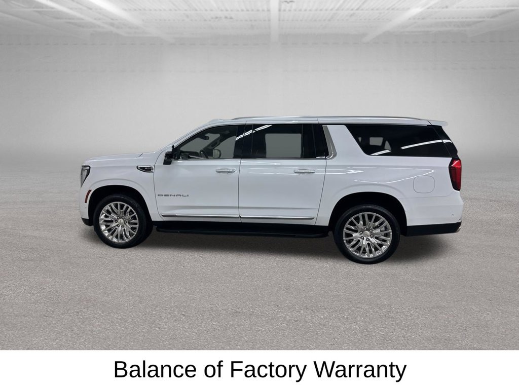 Used 2025 GMC Yukon XL Denali AWD/4WD image 8