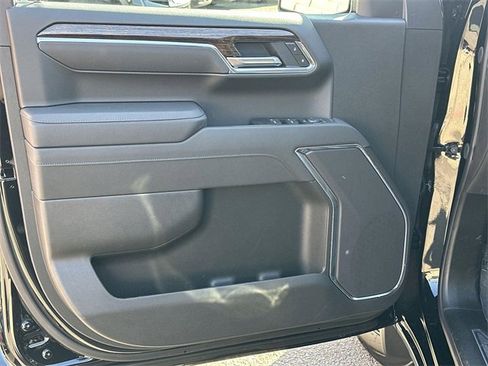 New 2026 GMC Sierra 1500 Elevation w/ LPO, Elevation Black Package image 19