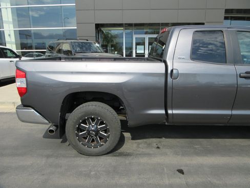 Used 2017 Toyota Tundra SR5 AWD/4WD image 12