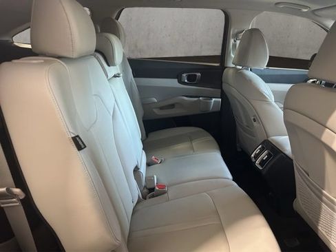 Used 2026 Kia Sorento S w/ S Panoramic Sunroof Package AWD/4WD image 21