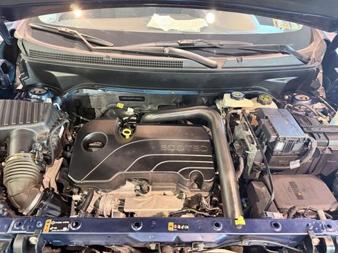Used 2023 Chevrolet Equinox LT AWD/4WD image 48