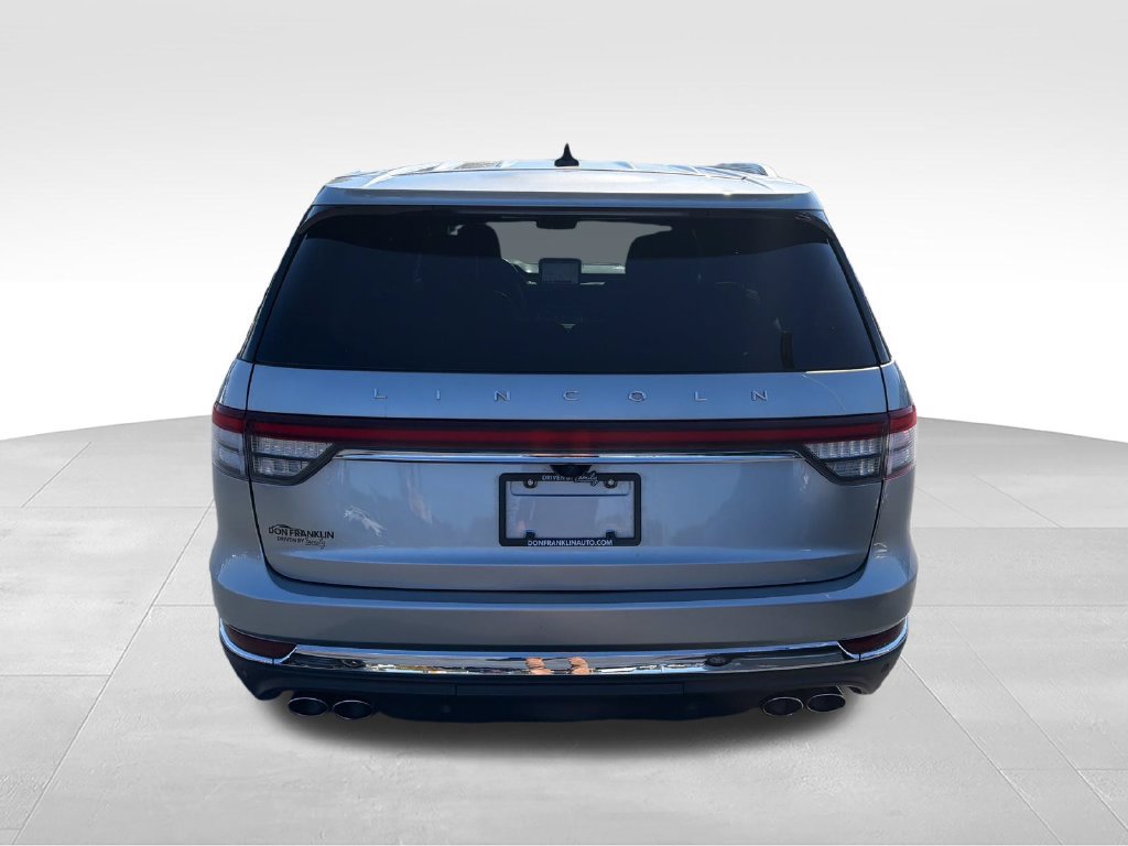 Used 2021 Lincoln Aviator Reserve w/ Equipment Group 202A AWD/4WD image 4