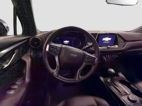 Used 2022 Chevrolet Blazer RS w/ Enhanced Convenience Package FWD image 9