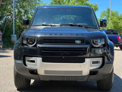 Used 2025 Land Rover Defender 110 S AWD/4WD image 43
