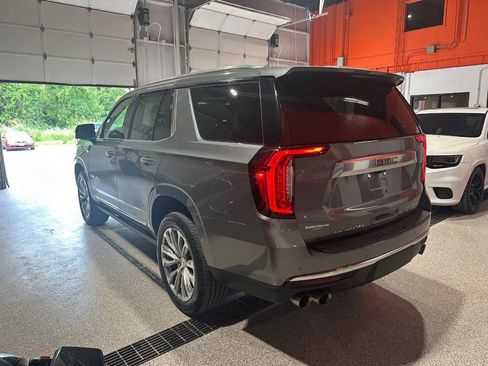 Used 2021 GMC Yukon Denali w/ Denali Premium Package AWD/4WD image 3