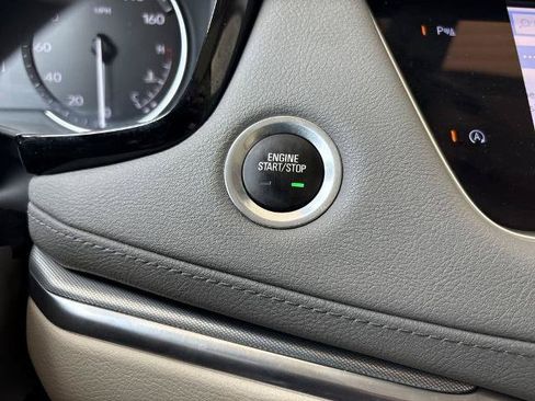 Certified 2023 Cadillac XT5 Premium Luxury AWD/4WD image 17