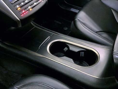 Used 2018 Lincoln MKC Premiere image 16