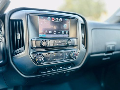 Used 2019 Chevrolet Silverado 1500 LT AWD/4WD image 14