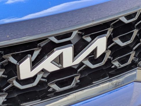 Certified 2023 Kia Sorento S FWD image 13