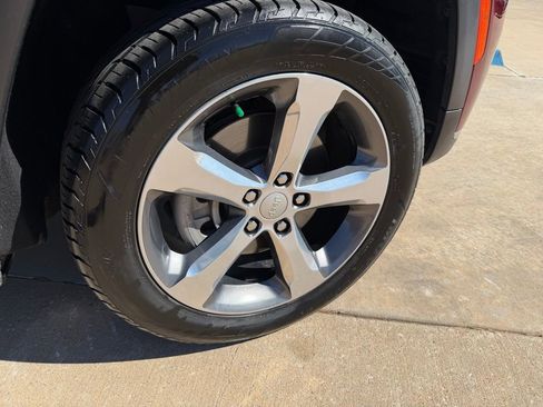 Used 2021 Jeep Grand Cherokee L Limited w/ Trailer Tow Group (B) image 10