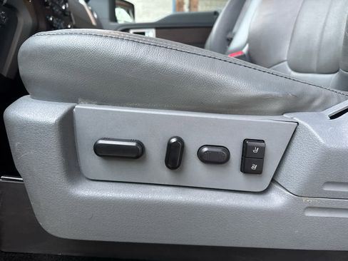 Used 2013 Ford F150 Lariat w/ Mid Equipment Group image 11