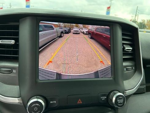 Used 2024 RAM 2500 Big Horn w/ Bed Utility Group image 18