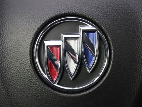 Used 2023 Buick Envision Avenir image 38