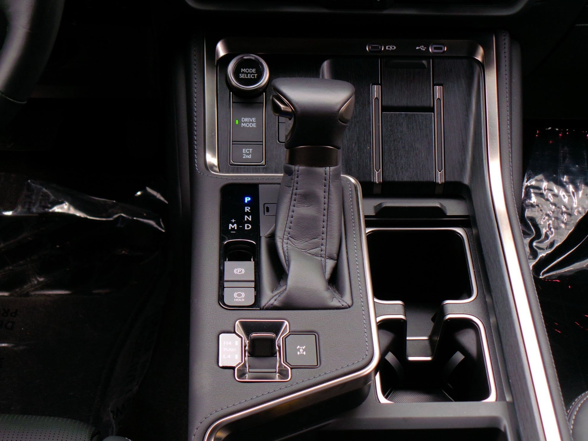 Used 2025 Lexus GX 550 w/ Accessory Package (2T) AWD/4WD image 20