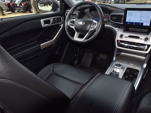 Certified 2023 Ford Explorer XLT w/ Equipment Group 202A image 16